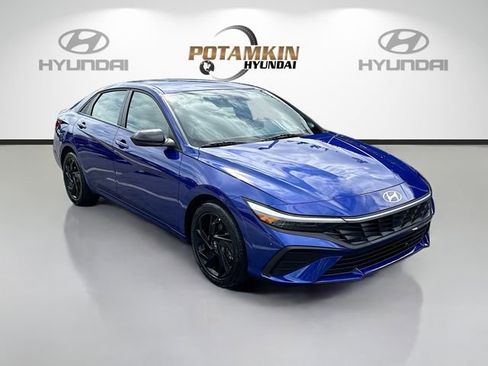 Certified 2026 Hyundai Elantra Sport image 3