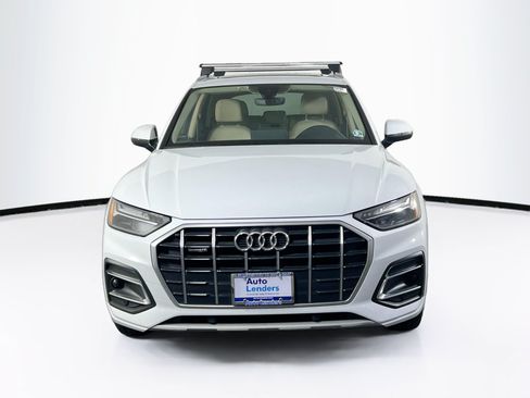 Used 2021 Audi Q5 2.0T Premium w/ Convenience Package AWD/4WD image 2
