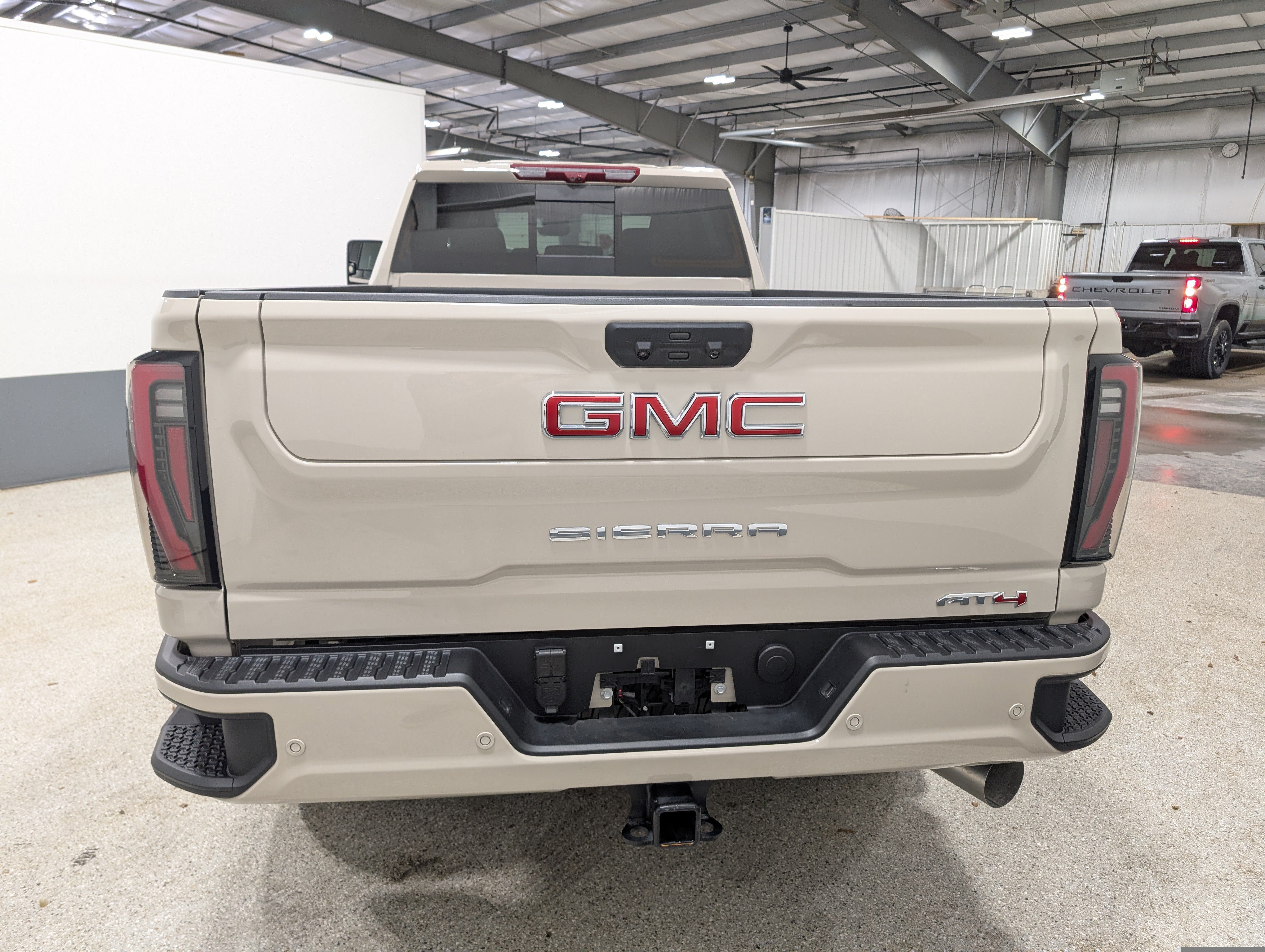 Used 2026 GMC Sierra 3500 AT4 w/ AT4 Premium Plus Package AWD/4WD image 4