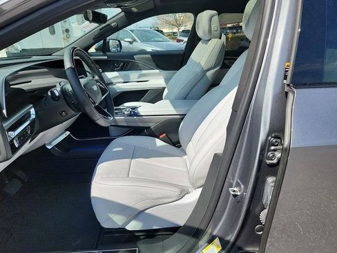 Certified 2023 Cadillac Lyriq Luxury image 13