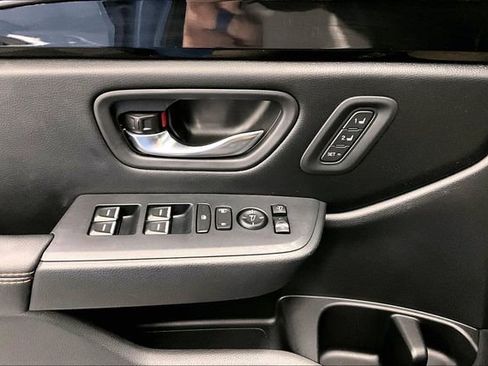 Used 2023 Honda Pilot TrailSport image 35