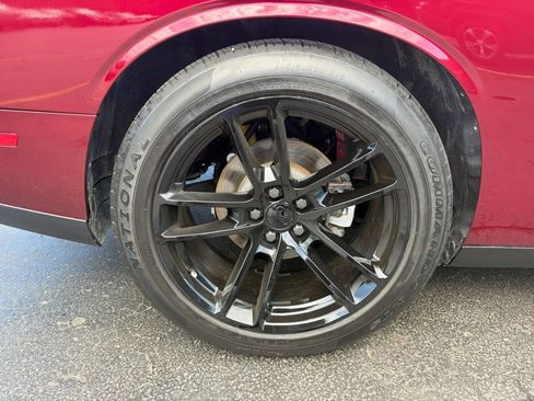 Used 2021 Dodge Challenger R/T RWD image 9