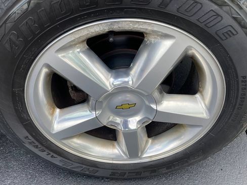 Used 2012 Chevrolet Tahoe LT w/ Luxury Package AWD/4WD image 36