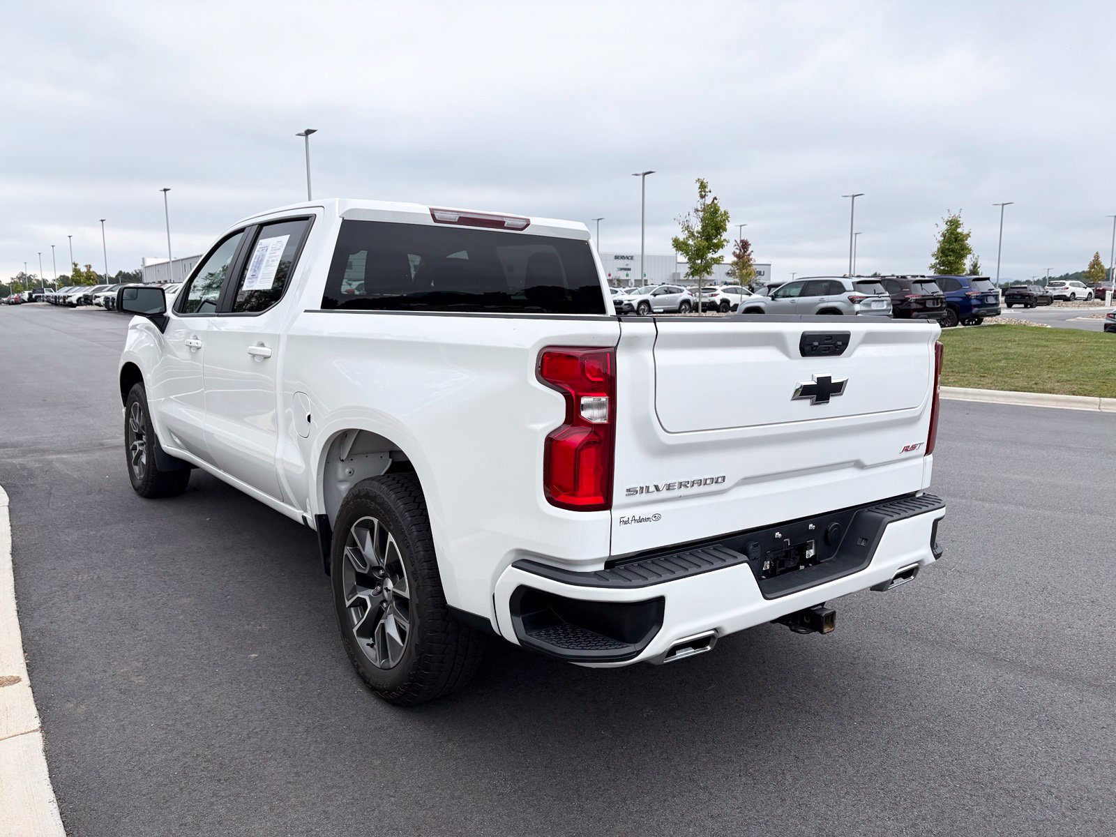 Used 2024 Chevrolet Silverado 1500 RST w/ Z71 Off-Road Package AWD/4WD image 6