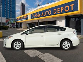 Used 2011 Toyota Prius Three FWD video 2