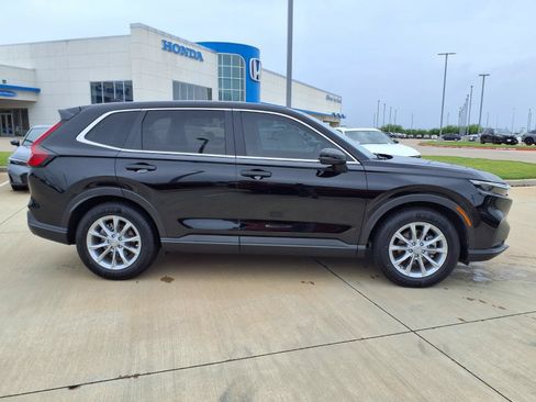 Used 2025 Honda CR-V EX image 8