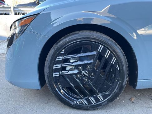 New 2026 Nissan Sentra SR w/ Floor Mat Package FWD image 12