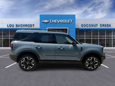 Used 2023 Ford Bronco Sport Outer Banks w/ Tech Package AWD/4WD image 9