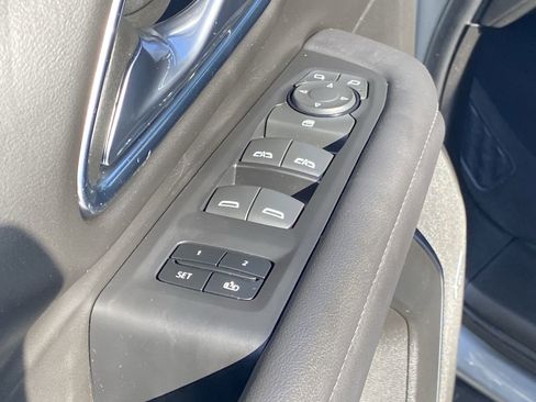 Used 2024 Chevrolet Tahoe LT image 23