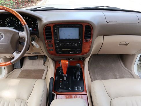 Used 2001 Lexus LX 470 4WD image 34