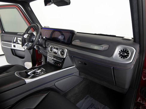 Used 2024 Mercedes-Benz G 63 AMG 4MATIC image 26