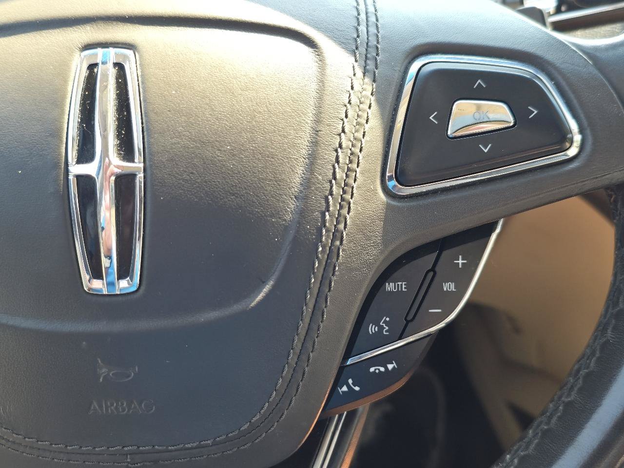 Used 2018 Lincoln MKZ Select w/ Select Plus Package AWD/4WD image 33
