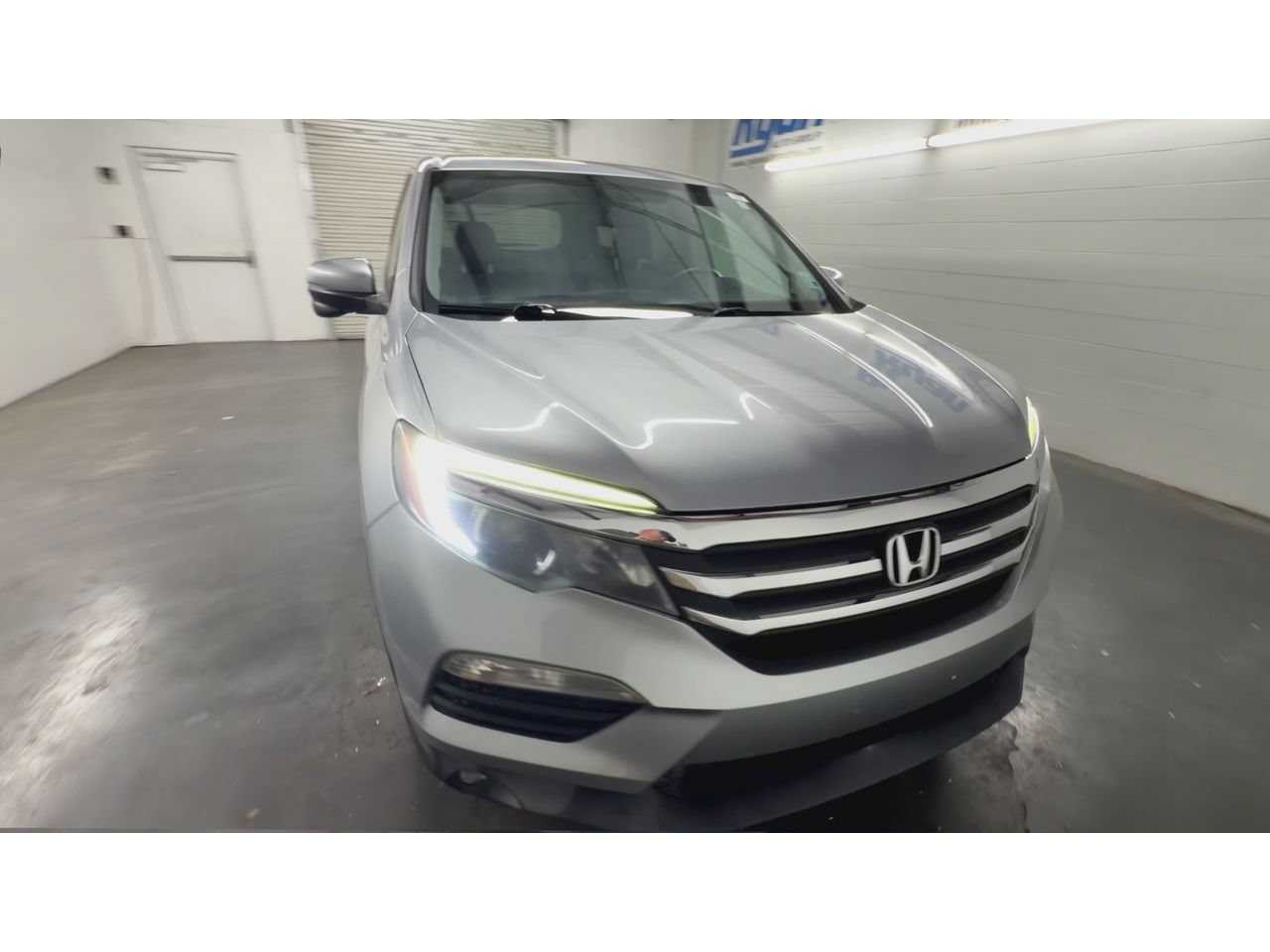 Used 2017 Honda Pilot EX-L image 3