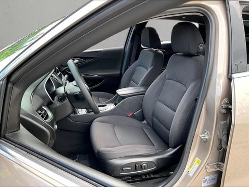 Used 2023 Chevrolet Malibu LT FWD image 26