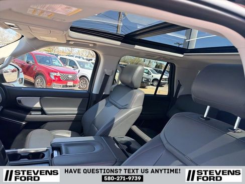 Used 2025 Ford Expedition Max Active AWD/4WD image 15