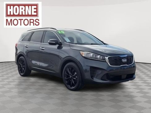 Used 2020 Kia Sorento S image 10