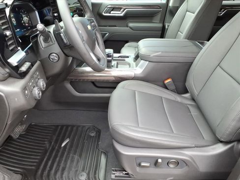 New 2026 Chevrolet Silverado 1500 LTZ w/ LTZ Premium Package image 6