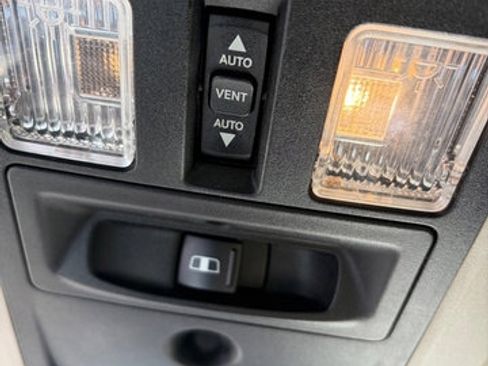 Used 2014 RAM 2500 Laramie w/ Convenience Group AWD/4WD image 34