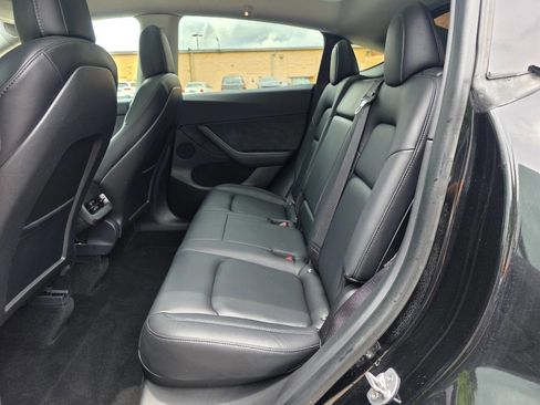 Used 2021 Tesla Model Y Long Range AWD/4WD image 20