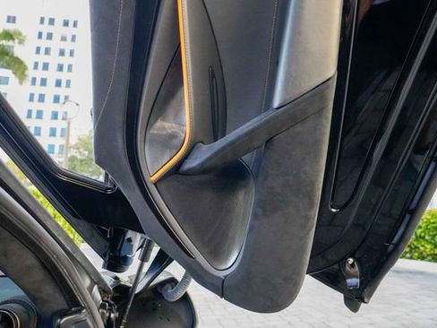 Used 2018 McLaren 720S Performance image 71