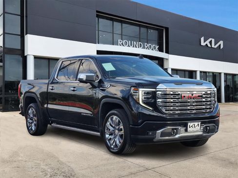 Used 2023 GMC Sierra 1500 Denali w/ Denali Reserve Package image 3