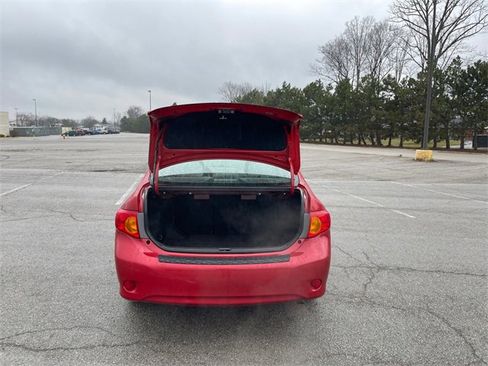 Used 2010 Toyota Corolla LE image 16