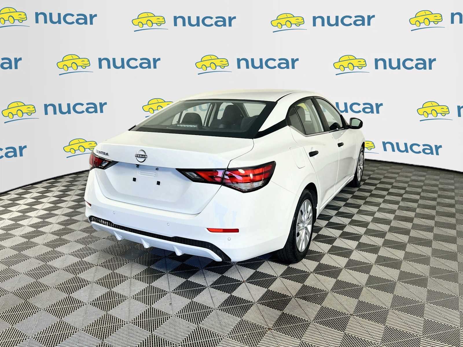Used 2025 Nissan Sentra S FWD image 7