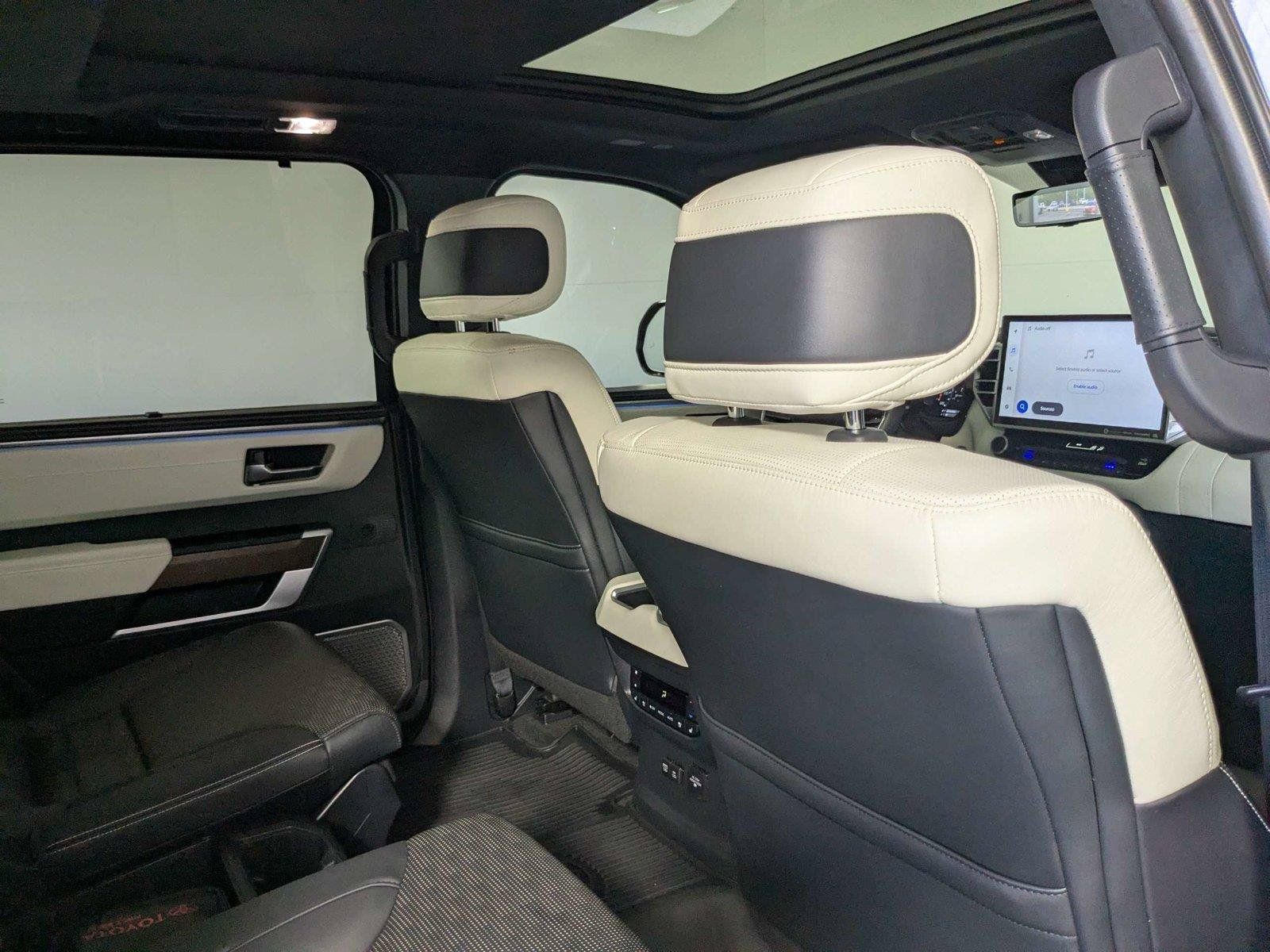 Used 2023 Toyota Sequoia Capstone AWD/4WD image 28