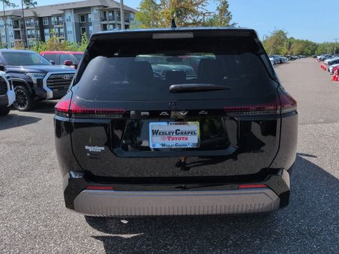 Used 2026 Toyota RAV4 XSE w/ Weather Package AWD/4WD image 5