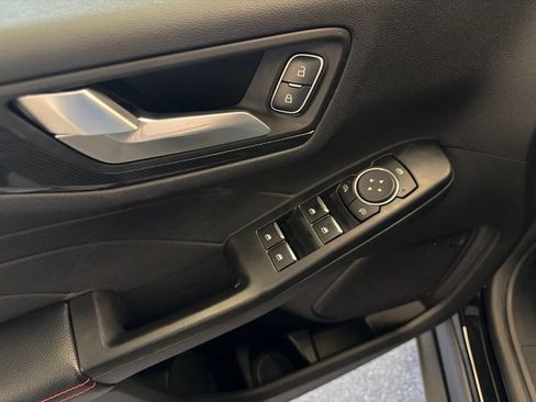 Used 2023 Ford Escape ST-Line w/ Tech Pack #1 AWD/4WD image 14