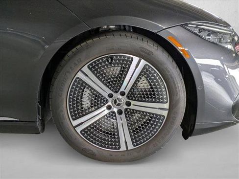 Used 2023 Mercedes-Benz EQS 450+ Sedan image 23