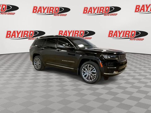 Used 2022 Jeep Grand Cherokee L Summit AWD/4WD image 2