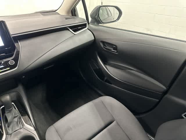 Used 2026 Toyota Corolla LE FWD image 13