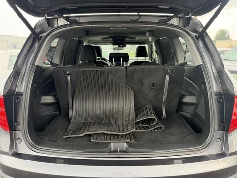 Used 2016 Honda Pilot Touring image 34