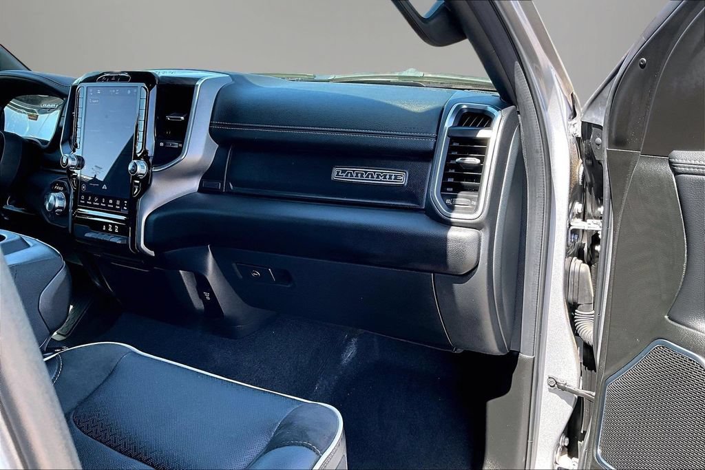 Used 2025 RAM 1500 Laramie AWD/4WD image 27