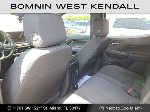 Used 2024 Chevrolet Colorado LT w/ LT Convenience Package image 18