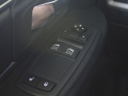 Used 2023 RAM 1500 Tradesman w/ Electronics Group AWD/4WD image 9