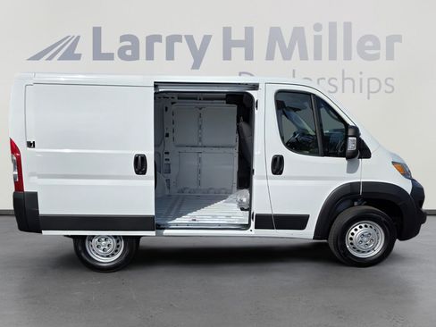 New 2026 RAM ProMaster 1500 w/ Convenience Group image 8