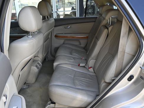Used 2005 Lexus RX 330 AWD image 31