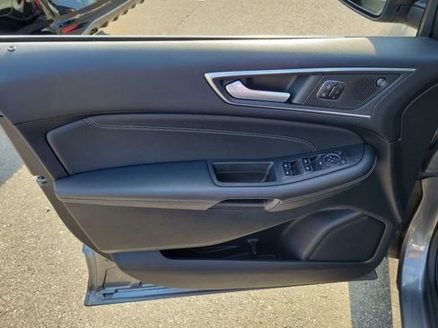 Used 2022 Ford Edge Titanium w/ Equipment Group 301A AWD/4WD image 15