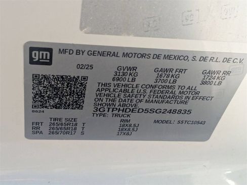 Used 2025 GMC Sierra 1500 SLT RWD image 36