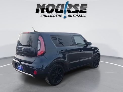 Used 2018 Kia Soul + image 8