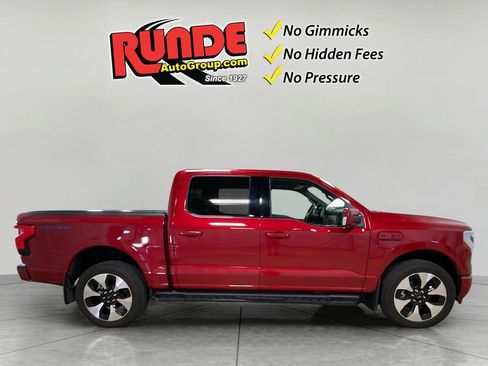 Used 2022 Ford F150 Lightning Platinum image 7