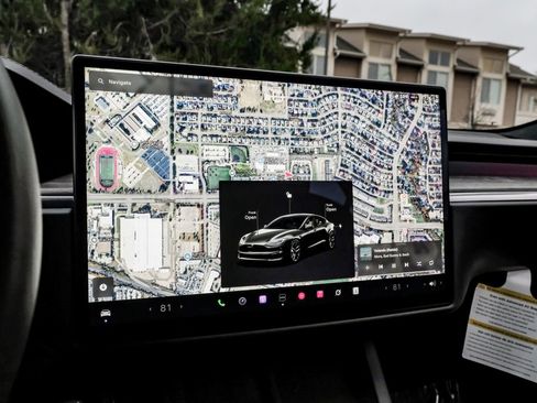 Used 2022 Tesla Model S Base image 20