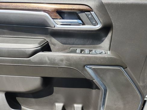 Used 2024 GMC Sierra 1500 Elevation image 22