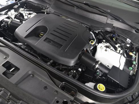 Used 2023 Land Rover Discovery S R-Dynamic image 21