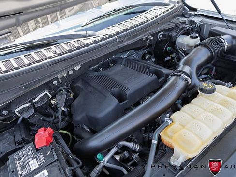 Used 2018 Ford Expedition Max XLT w/ Equipment Group 202A AWD/4WD image 49