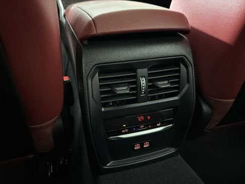 Certified 2023 BMW 330i Sedan w/ Driving Assistance Package RWD image 30