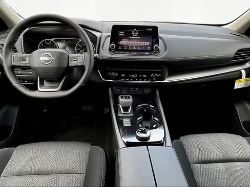 New 2026 Nissan Rogue SV w/ Cold Weather Package AWD/4WD image 10