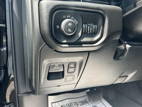 New 2026 RAM 1500 Laramie w/ Night Edition image 16